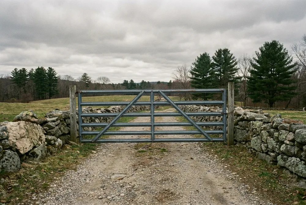 Illustration: farm gate